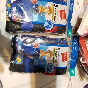 NWT  Hanes Toddler boy's briefs SZ 4T  SOLD